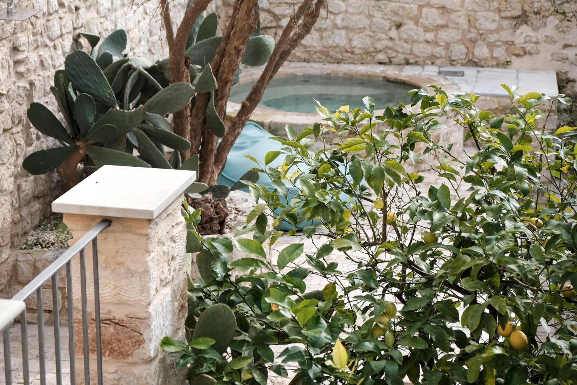 Anime A Sud - Residenza Hortus Villa Modica Buitenkant foto